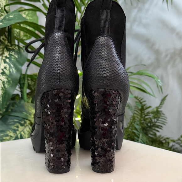 Cape Robbin Black Sequin Lace-Up Boots - Picture 4 of 8